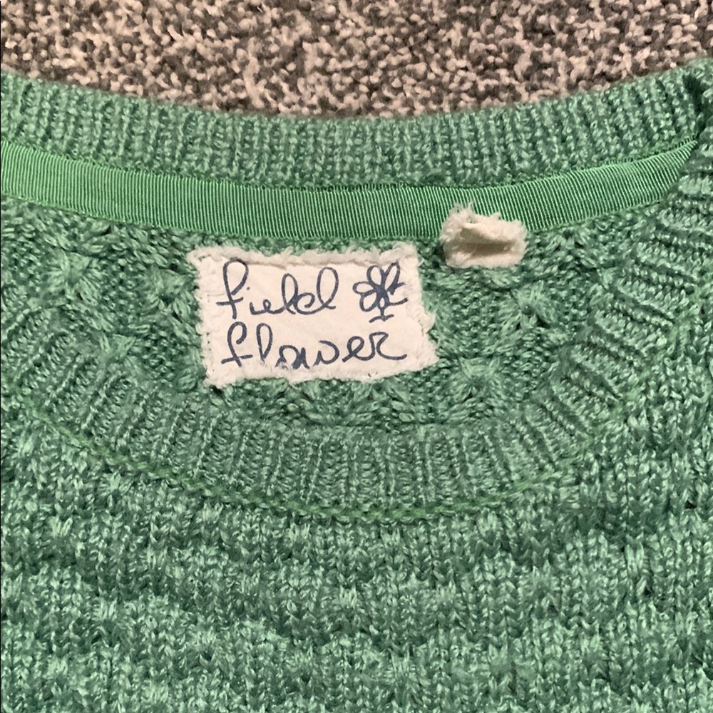 Green Sweater - Picture 2 of 3